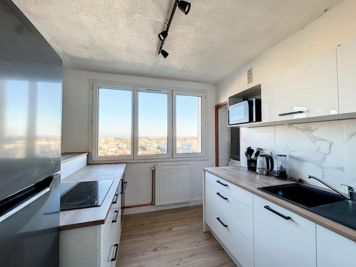 Agreable 4 Pieces, Vue Mont Ventoux, Proche Remparts *